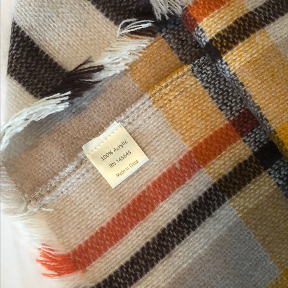 Blanket infinity scarf - Picture 4 of 4